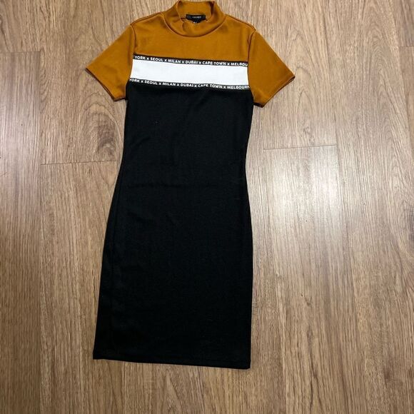 Forever 21 dress    - Picture 3 of 6